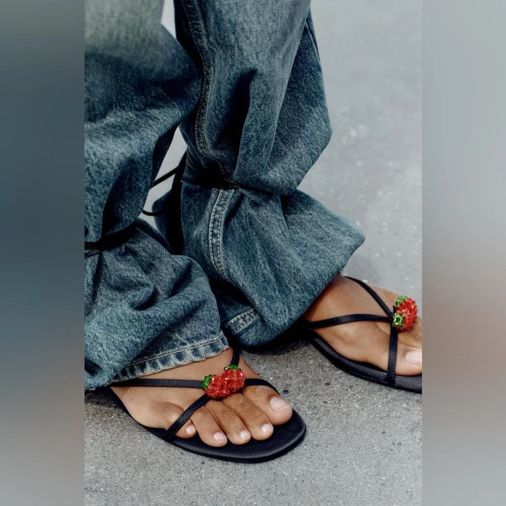 ZARA Black and Red Cherry Embellished Tie Up Sandals (EU 39) - Picture 2 of 7